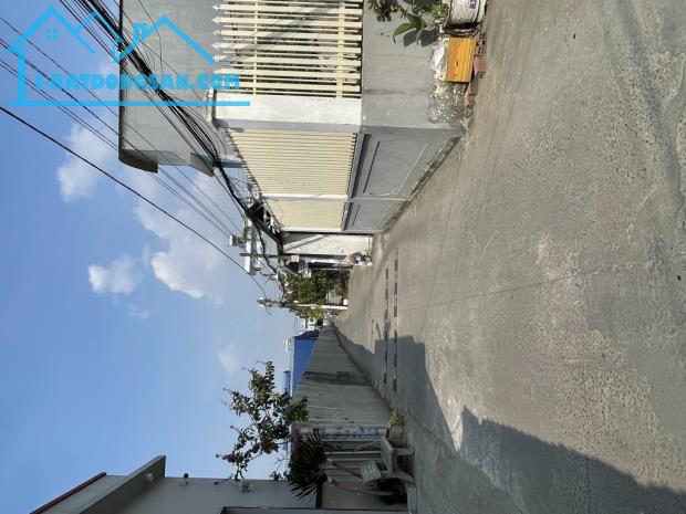 Nhà 3 Tầng,Đường Hà Huy Giáp,Phường Thạnh Xuân,Q12.290m2(8x37),13,8tỷ TL.