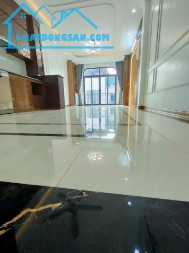 KIM ĐỒNG CHẤT - PHÂN LÔ - SIÊU PHẨM - 2 MẶT TIỀN - Ô TÔ TRÁNH - THANG MÁY  Dt 55m x 7T MT - 4