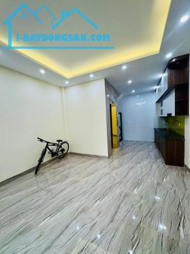 BÁN NHÀ LÔ GÓC NAM DƯ - NGÕ ÔTÔ TRÁNH, VÀO NHÀ - 6 TẦNG THANG MÁY - GIÁ 7 TỶ - 3