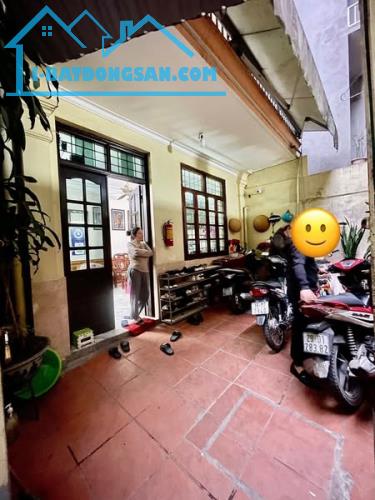 BÁN NHÀ PHỐ VỌNG - SIÊU HIẾM-BÁN ĐẤT TẶNG NHÀ - 80mX3 TẦNG-MT 6m - 13 TỶ - 4