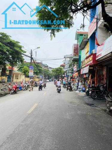 Bán nhà 4 tầng phố Trần Cung chỉ 6 tỷ, Gần oto, 2 thoáng, Đầy đủ tiện ích, Nhà đẹp ở luôn