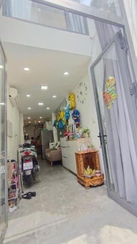 5,9 T Ỷ - Chính Chủ - Hẻm Xe Hơi – DT 30M2 / 5 Tầng Đúc Với 3PN 3WC- Ngay P13 , Q10,TpHCM