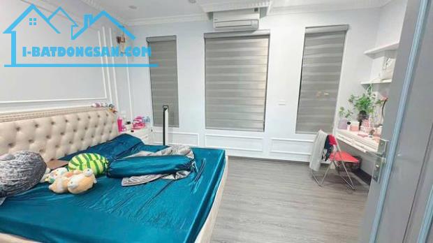 Bán  nhà đẹp Dốc Tam Đa, Quận Tây Hồ 5 tầng, mặt tiền 5.1m, diện tích 46m2