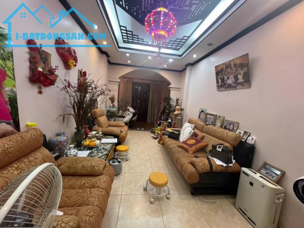 NHÀ : HỒ ĐẮC DI-ĐỐNG ĐA  +DT 76M2 X 4T X 3.2M.MT +