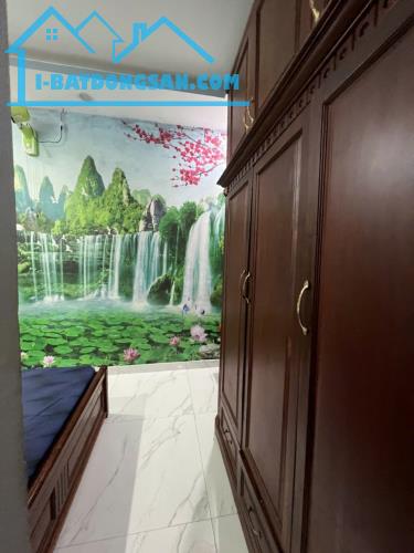 Hàng Thơm nhà đường số 12 gần AEON Tân Phú 60m2 hẻm 6m Nhỉnh 4 tỷ - 4