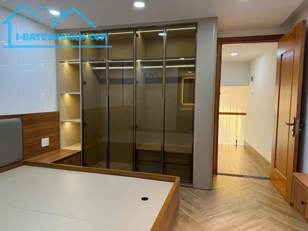 Nhà mới đẹp mặt tiền kinh doanh đầu Nguyễn Thị Minh Khai - 10.9 tỷ - 1