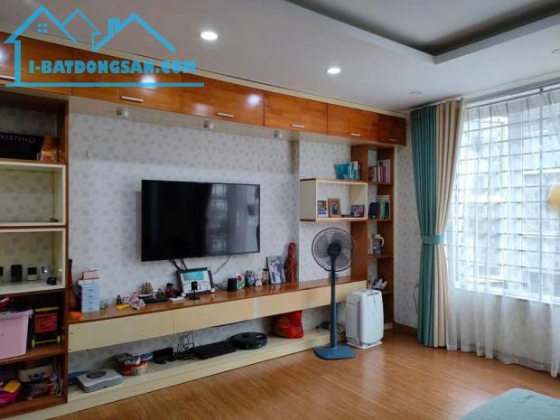 Bán nhà Hạ Đình Thanh Xuân 45 m2 4 tầng MT 4 m nhà còn mới về ở ngay gần ô tô