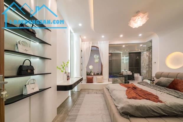 **NGỘP BANK** Cần Bán nhà HXH Trường Chinh, P14, Tân Bình; 1064m2 - 1