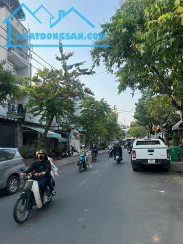 4.5 x 22m – -96m2- 3 tầng – Chỉ 11.7 tỷ Hẻm Lý Chính Thắng, P7, Q3 – Hàng hiếm có sót lại
