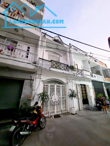 Bán nhà giáp Nguyễn Quý Yêm 64m2 2 tầng xe hơi đỗ cửa nhích 5 tỷ - 2