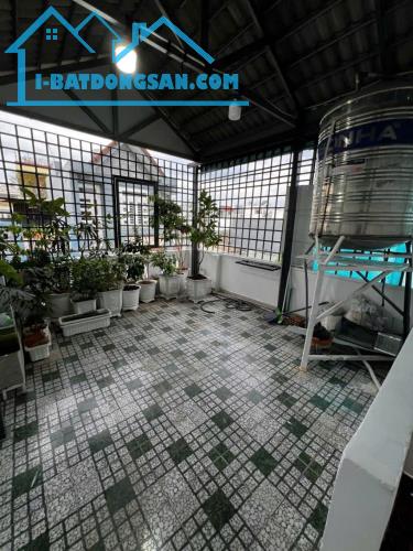 NHÀ 3 TẦNG - HẺM XE HƠI - LÊ VĂN QUỚI BÌNH TÂN - NGÃ TƯ BỐN XÃ - CHỈ 4 TỈ - 4