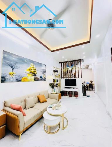 Bán nhà phố Thanh Nhàn - Thiết kế hiện đại