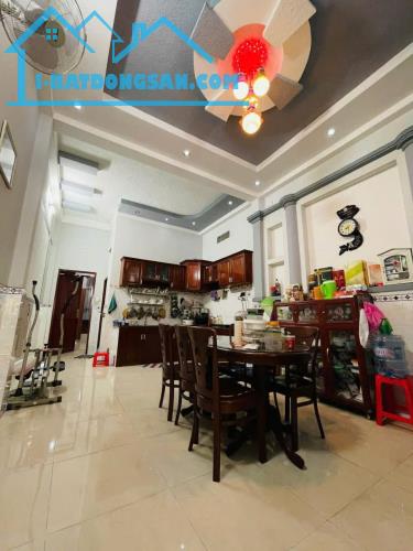 MẶT TIỀN KINH DOANH TTH, QUẬN 12 - 2 TẦNG ĐÚC 95M2 - KO LỘ GIỚI,KD TỐT - GIÁ RẺ ĐẦU TƯ. - 2
