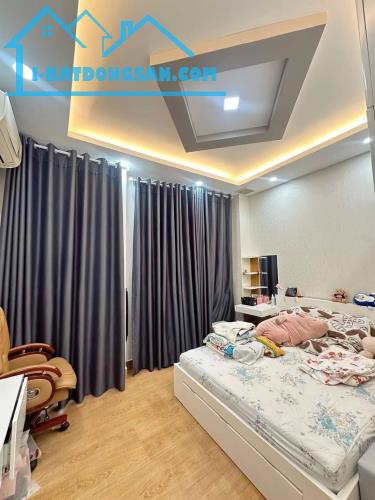 ** QUẬN 5-Nhà SHR 50M(4x12.5M) 4Tầng-4PN,Gần Mặt Tiền Mới Đẹp Ở Ngay👉 9.2TỶ TL - 1