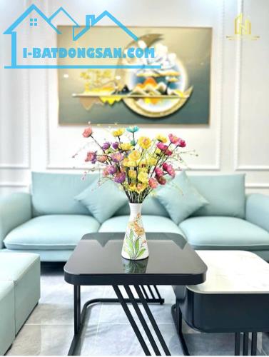 Bán nhà Hồ Sen, Dư Hàng Kênh, Lê Chân, Hải Phòng. 4 tầng, 46m2, 3,35 tỷ. Ngang 4m, - 3