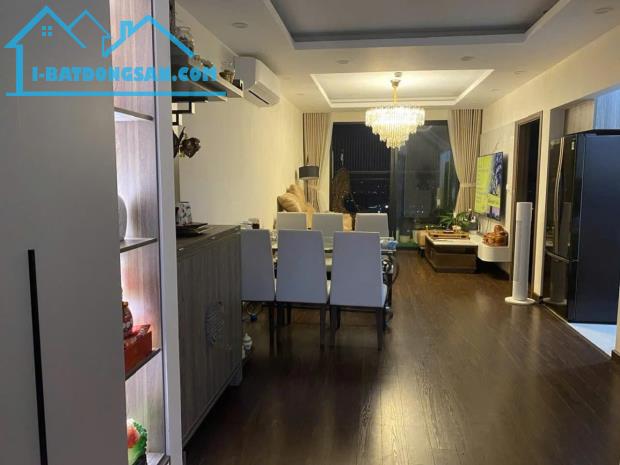 Căn hộ chung cư sổ đỏ Bea Sky - quận Hoàng Mai, sang chảnh, view đẹp, 69.1m2, 2 ngủ, giá - 2