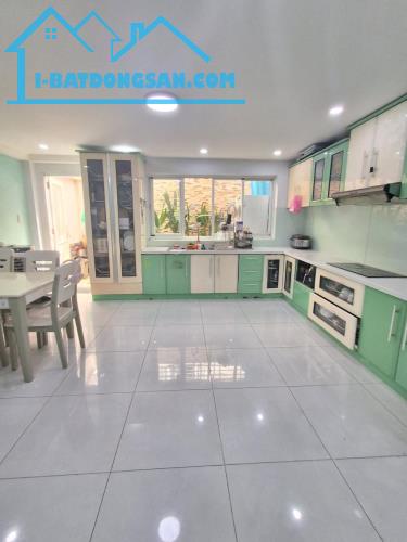 SIÊU PHẨM NHÀ PHỐ HIỆN ĐẠI, 5x18, 4 TẦNG, KDC SAVIMEX PHÚ THUẬN - VIEW CÔNG VIÊN, SÁT VÁCH - 1