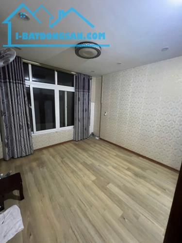GẤP nhà nhỏ xinh ngõ Bạch Mai, giá 2.25 tỷ, 20m2x5T, ẢNH THẬT