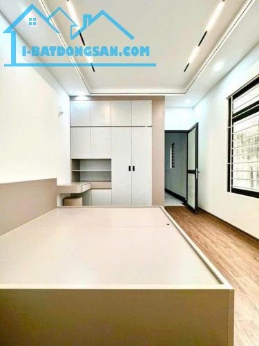 Bán nhà Xã Đàn_Bốn Phòng Ngủ_Có Sân Để Xe Riêng_44mx4T_Giá: 7.3 Tỷ_Lh: 0396935190. - 2