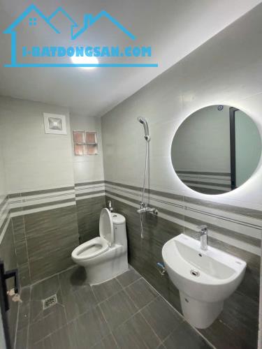 Bán nhà Xã Đàn_Bốn Phòng Ngủ_Có Sân Để Xe Riêng_44mx4T_Giá: 7.3 Tỷ_Lh: 0396935190.