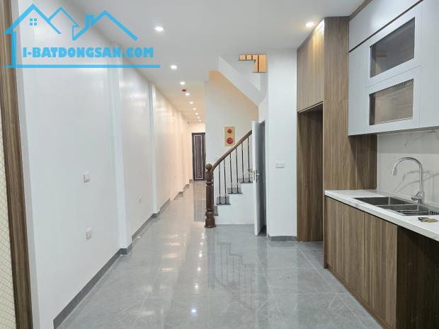 BÁN NHÀ PHỐ YÊN LÃNG – ĐỐNG ĐA, THANG MÁY, 2 THOÁNG, 53M2, 5 TẦNG, 15.5 TỶ