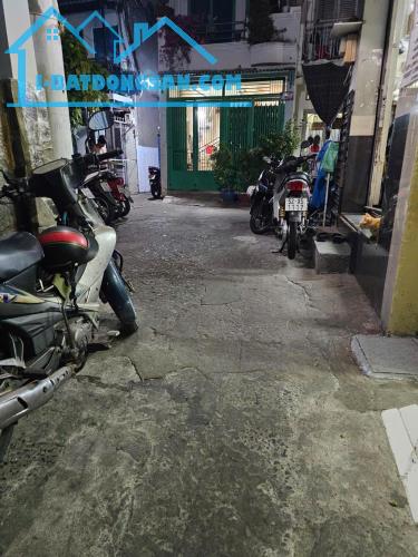 BÁN NHÀ ĐƯỜNG HỒ THÀNH BIÊN,PHƯỜNG 4 QUẬN 8. GIÁ NHỈNH 2 TỶ