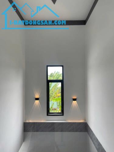 Nhà lầu mới xây dựng đường oto ấp 4, Trung An, Mỹ Tho Tiền Giang