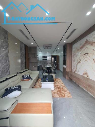 Bán nhà 6 tầng, thang máy, gara otoo, Thạch Bàn, Long Biên