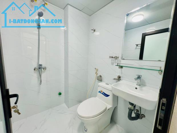 Cbo thuê MBKD ngõ ô tô Thái Hà, 5 tầng, 30m2, 4 ngủ, KD Cà Phê, Spa..22 Triệu