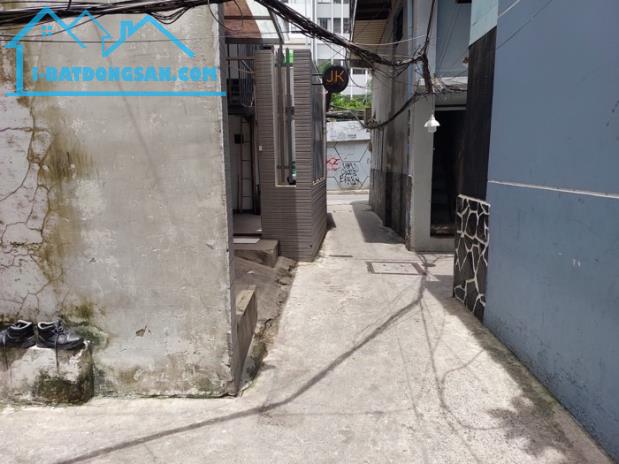Bán nhà Bến Vân Đồn, Q4, 4.5x 10, 1trệt 1 lầu gác gỗ, 6.x tỷ - 1