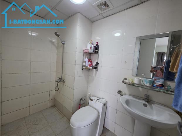 Nhỉnh 4 tỷ, 75m2, chung cư 02 ngủ, 02 WC, FULL nội thất, mặt phố Phùng Hưng, Hà Đông, Ký g - 3