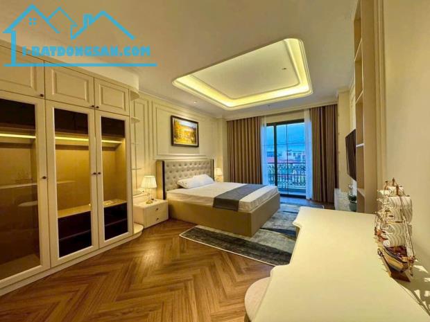 Nhà Lô góc . 50M, MT4m.đường ô tô tại Ngọc Thuỵ , Giá tầm 8 tỷ - 2