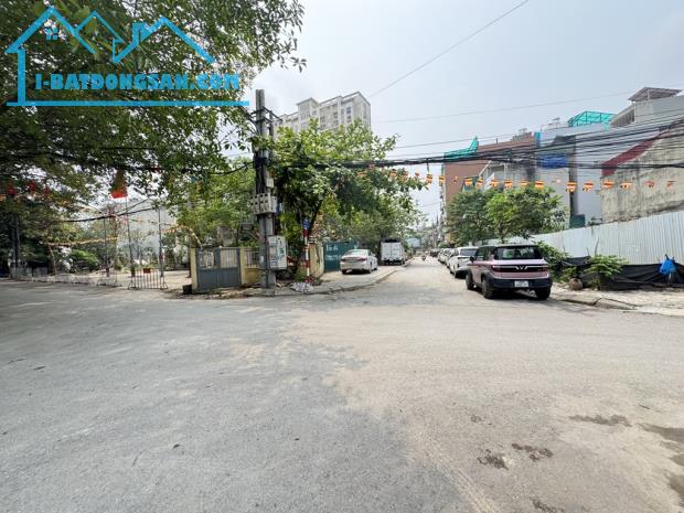 BÁN NHÀ NGỌC THUỴ 7 TẦNG THANG MÁY- GARA Ô TÔ —FULL NỘI THẤT XỊN - GIÁ 25 TỶ