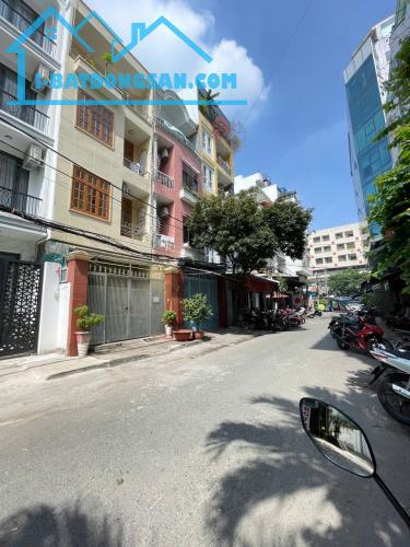 Bán nhà hẻm xe hơi sát mặt tiền Sư Vạn Hạnh quận 10 (DT 4,5x15m) 4 tầng tiện ở liền