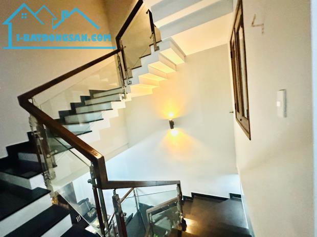 NHÀ HÀ VĂN TRÍ - 103M2 - 3 TẦNG - GẦN TRƯỜNG TIỂU HỌC DIÊN HỒNG - NHÀ KIÊN CỐ - 5.6 TỶ - 3