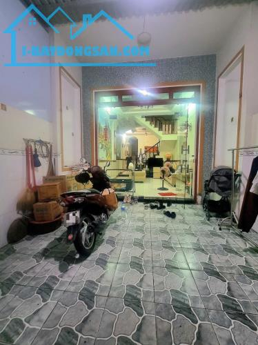 Bán nhà 1 Trệt 1 Lầu Đông Hòa,đường xe hơi vào tận nhà,cách đường lơn 50m - 1