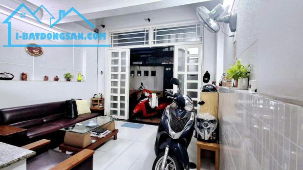 CHÍNH CHỦ 1 ĐỜI, 3Tầng, 56m2, HXH, Lạc Long Quân Tân Bình nhỉnh 6 tỷ. - 2