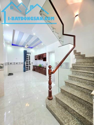 nhà xây kiên cố 4 tầng, 4 x 16, giá 6 tỷ 390 bớt lộc may mắn - 3