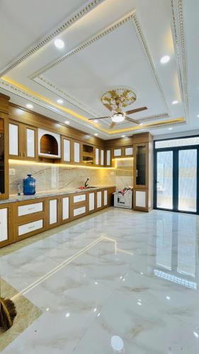 1/ HẺM NHỰA OTO THÔNG - SÁT MẶT TIỀN TÂN HÒA ĐÔNG - GIÁP QUẬN 6 - 70M2 - 5 TẦNG