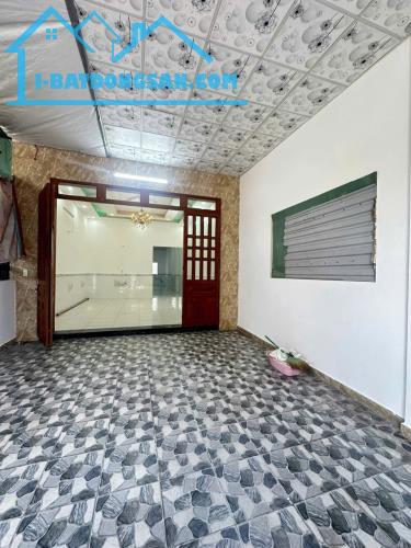 Cho Thuê Nhà gần ĐH Công Nghệ P.Trảng Dài, sân oto chỉ 5tr/tháng