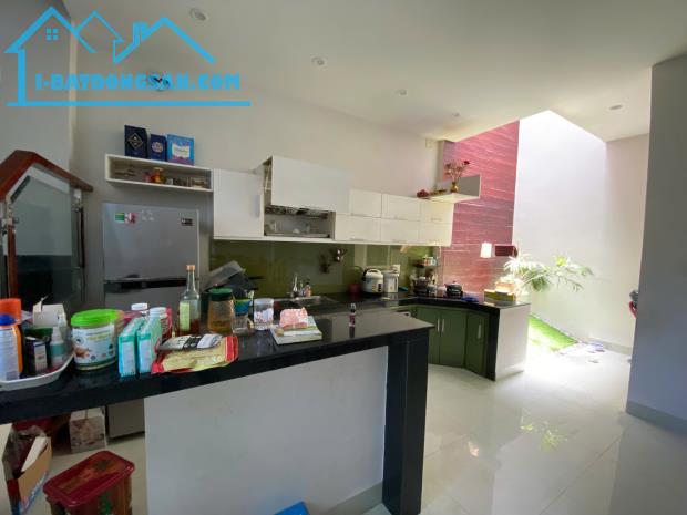 Bán nhà 2 tầng sân vườn tại Đường Phan Bá Phiến, Mân Thái - 3