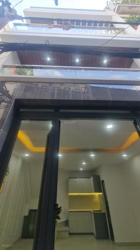 BÁN NHÀ HƯNG PHÚ QUẬN 8- NGANG 4.2M - 4 TẦNG BTCT KIÊN CÓ 1 BƯỚC RA MẶT TIỀN - NHỈNH 4 TỶ - 2