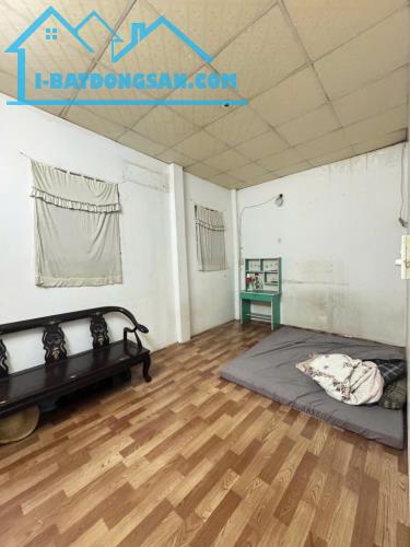 Nhà mặt tiền kinh doanh Lê Quang Sung quận 6, 70m2, 2 tầng, hiếm chỉ 6.5 tỷ - 3