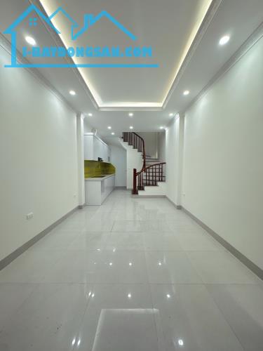 B.Á.N NHÀ TRUNG TÂM PHỐ THƯỢNG THANH – LONG BIÊN- 30,1M- NHÀ 6T MỚI TINH- ĐẸP XUẤT SẮC, - 1
