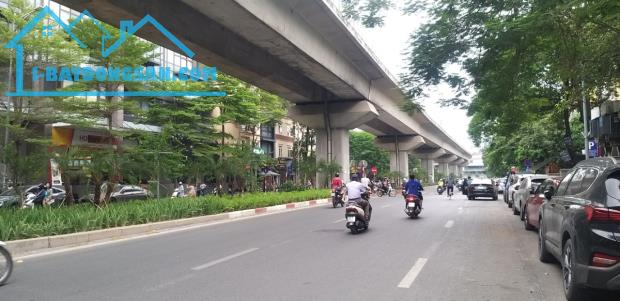ĐẤT VÀNG PHÂN LÔ HÀO NAM CẦN BÁN GẤP DT61m2 LÔ GÓC Ô TÔ KINH DOANH