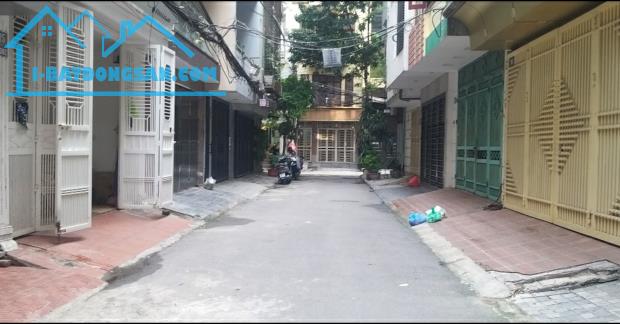 ĐẤT VÀNG PHÂN LÔ HÀO NAM CẦN BÁN GẤP DT61m2 LÔ GÓC Ô TÔ KINH DOANH - 2