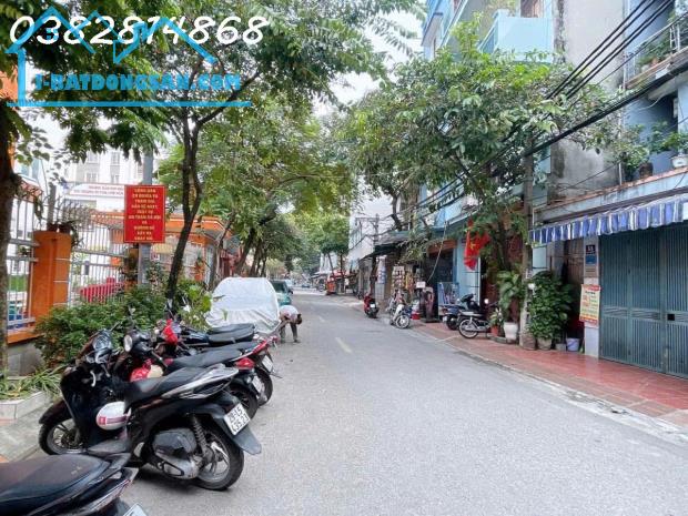BÁN GẤP MẢNH ĐẤT ĐẸP TẠI XUÂN ĐỈNH-DT 440M²- MẶT TIỀN 13M - GIÁ CỰC SỐC CHỈ 150 TRIỆU/M²