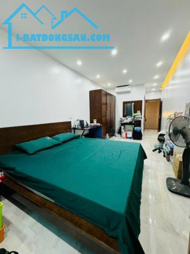 Cần bán nhà ngõ 33.Tạ Quang Bửu 79m2  nhỉnh 22. tỷ  🔥🔥 NHÀ ĐẸP DÂN XÂY- 2 MẶT NGÕ TRƯỚC - 3