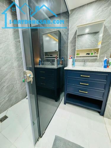 Cần bán nhà ngõ 33.Tạ Quang Bửu 79m2  nhỉnh 22. tỷ  🔥🔥 NHÀ ĐẸP DÂN XÂY- 2 MẶT NGÕ TRƯỚC - 4