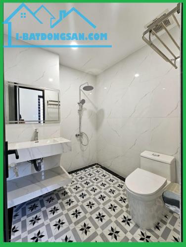 Bán nhà 70m², 6 tầng, 4PN, 5WC, Long Biên - 8.9 tỷ - 3